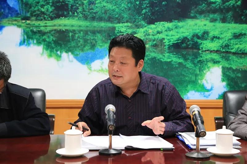张彦斌  市政协第七届常务委员，中国民主同盟清远市委员会秘书长。
