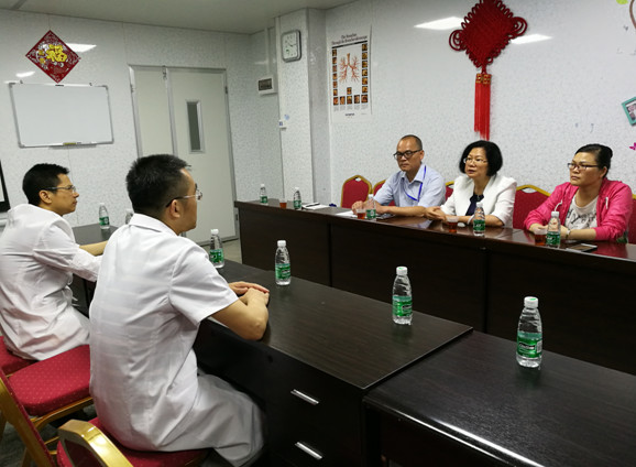 市政协副主席陈建华带队走访委员
