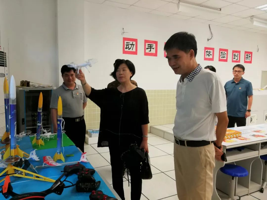 广西梧州市政协来清调研足球产业发展情况